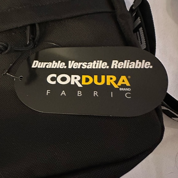 Supreme Cordura shoulder bag black NWT - Picture 3 of 6